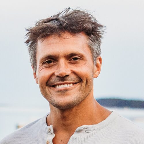 Tony Yates Headshot