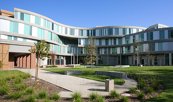 Humanities Gateway building at the University of California, Irvine.